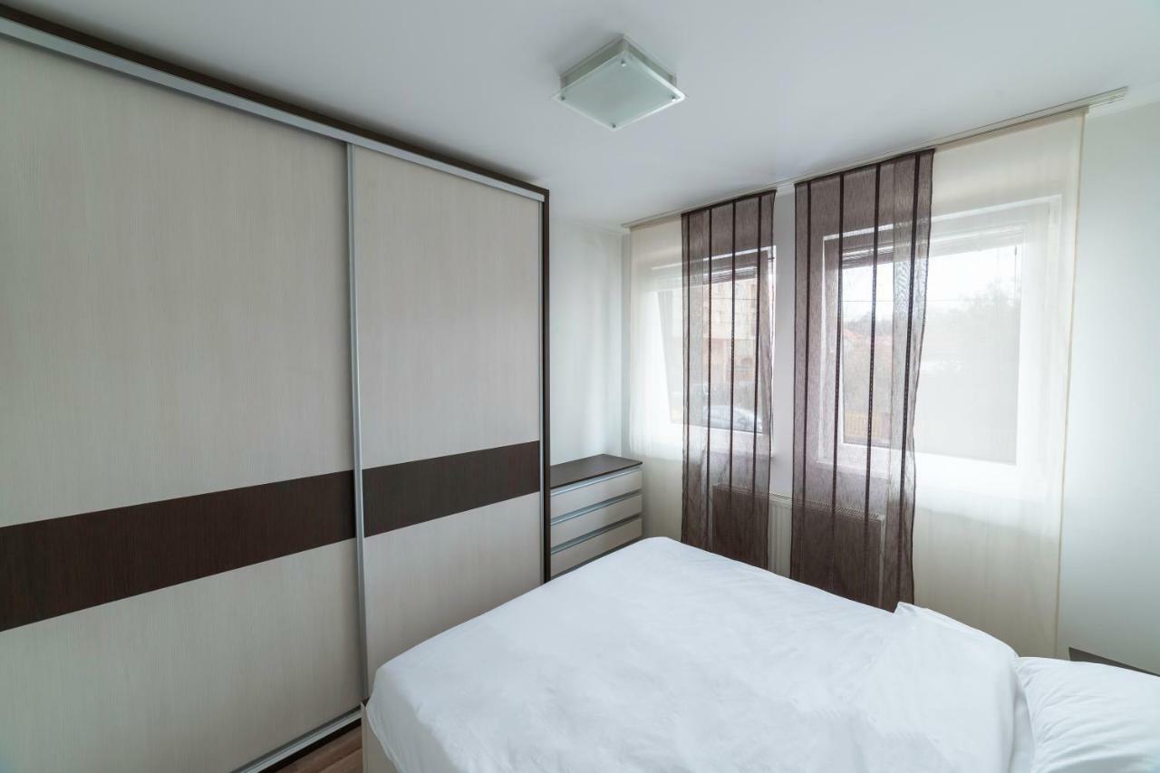 Vf Kragujevac Apartments Extérieur photo