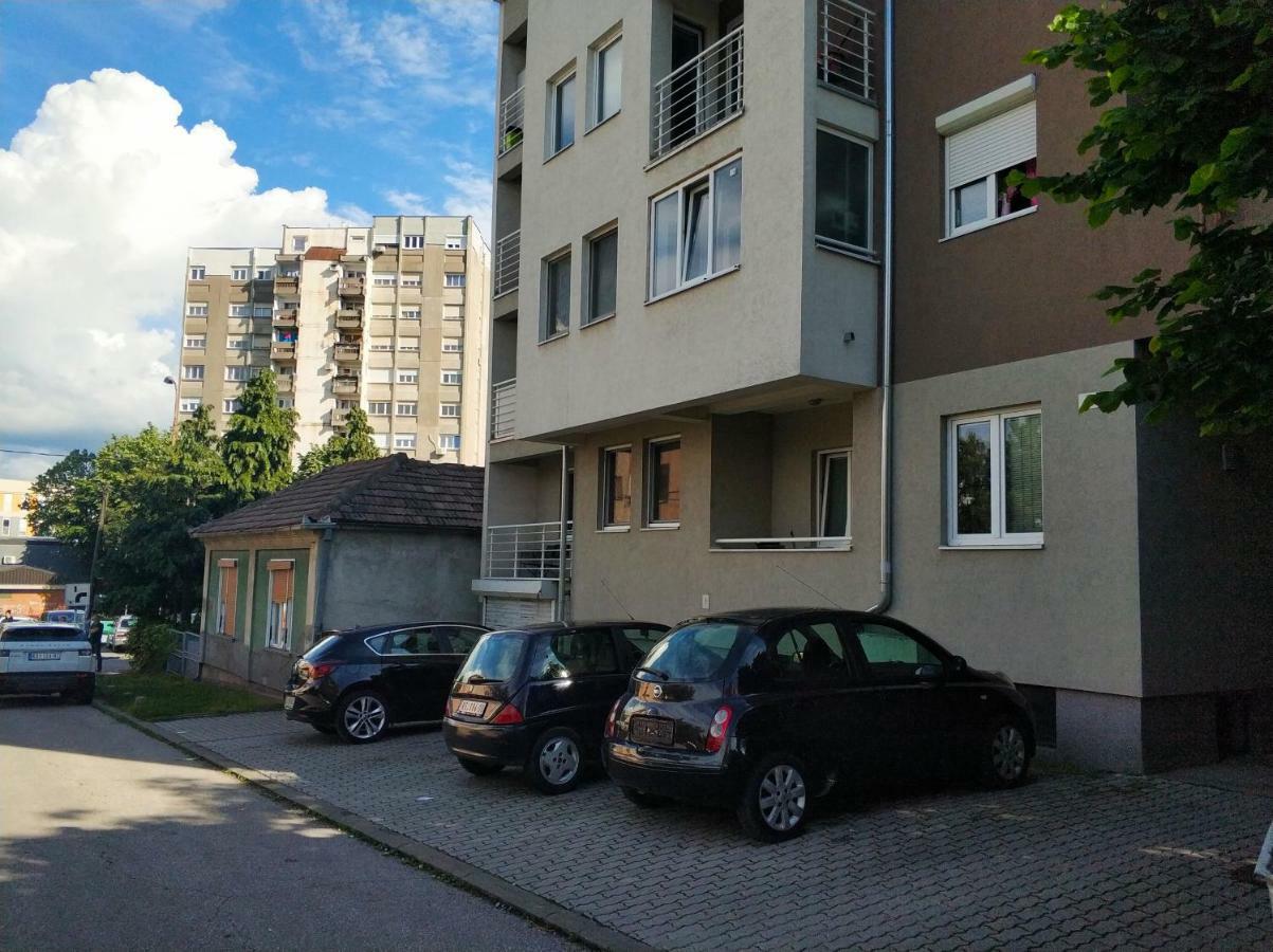 Vf Kragujevac Apartments Extérieur photo